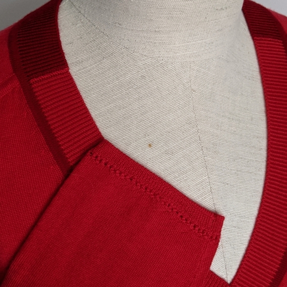 rag & bone 100% Merino Wool Sweater Pamela V-Neck Cut Out Detail Red M NWT - Picture 7 of 8